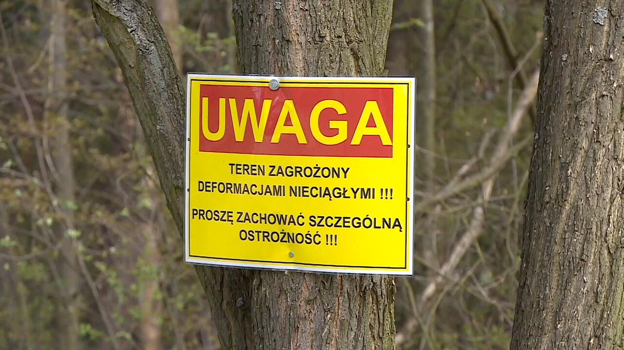 Zakaz wstępu na tereny zagrożone zapadliskami w Trzebini Za jego