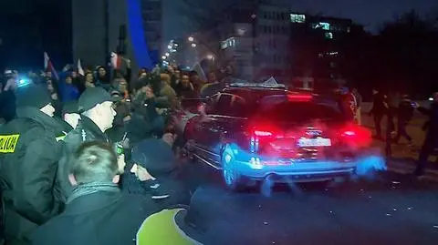 Stołeczna policja szuka demonstrantów sprzed Sejmu