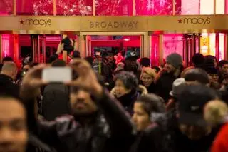 Amerykanie wydadzą niemal bilion dolarów