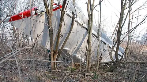 25.04 | W Smoleńsku doszło do zamachu? Sondaż dla "Faktów" TVN i TVN24