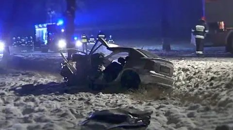 Polska skuta lodem, na ulicach ślizgawica. "Chodniki to dramat"