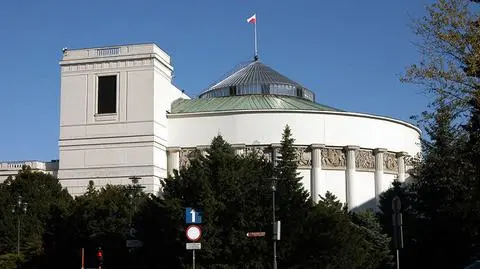 Marszałkowie z PiS oddadzą premie. Po rozmowie z Kaczyńskim