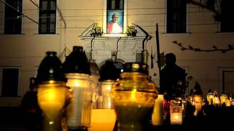 12. rocznica śmierci Jana Pawła II. 2 kwietnia Polacy pamiętali