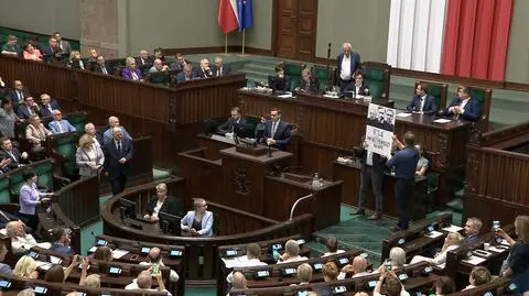 Fizyczne interwencje, wykluczanie posłów, zakulisowe konsultacje