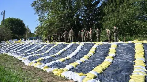Wypłaszczona fala na Odrze. "To nie jest dobra informacja"