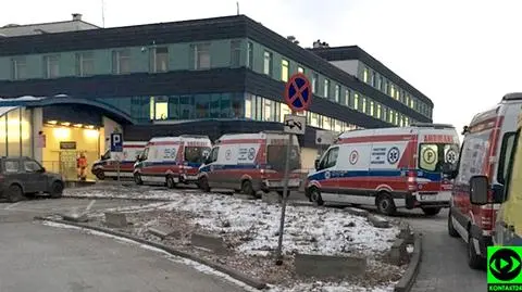 Po korku karetek przed szpitalem wojewoda skontroluje placówki