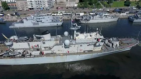 Turyści weszli na statki wojsk NATO. Tuż przed manewrami
