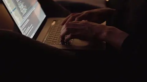 Nazywają siebie "etycznymi cyberwojownikami". Hakerzy z całego świata za darmo wspierają Ukrainę