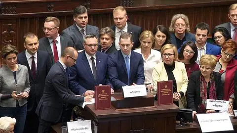 PSL proponuje ponowne głosowanie budżetu, by zakończyć kryzys w Sejmie