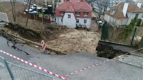 Osuwisko w Kamiennej Górze skutkiem samowoli budowlanej sąsiada?