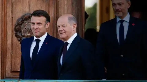 Francja i Niemcy chcą dać Ukrainie swobodę w wykorzystaniu ich broni. USA jest przeciw. Rosja straszy konsekwencjami