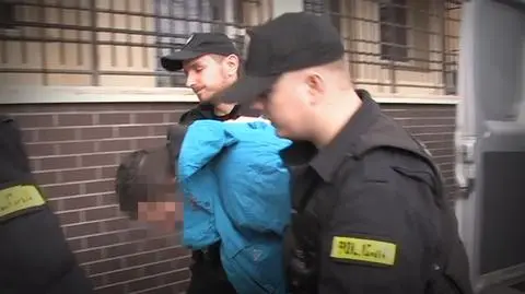 Grając na komputerze wściekł się i uderzył dwuletnie dziecko
