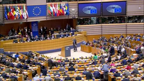 PO mówi o bezpieczeństwie, PiS krytykuję Unię