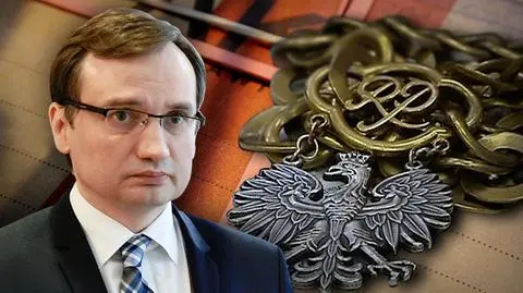 Ziobro został szefem dyrektorów sądów. "Ten ma władzę, kto ma pieniądze"