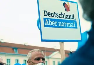 "Całkiem spenetrowani" przez obce wywiady. "To nowy poziom eskalacji"