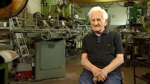 Pan Wacław Milewski ma 98 lat i pracuje od 84 lat. "Dziadek jest ekstra, generalnie rzecz biorąc"