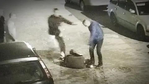 Młody chłopak pobity w Płońsku. Nie chciał pomocy ratowników i policji