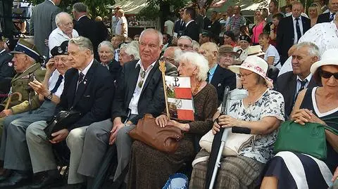 Ponad milion złotych pomocy dla powstańców warszawskich