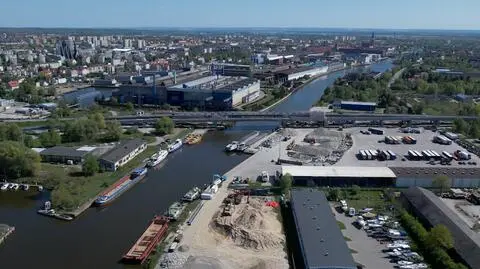 Mieszkańcy Elbląga nie chcą sprzedać portu rządowi. Ostatni odcinek kanału portowego wciąż niepogłębiony