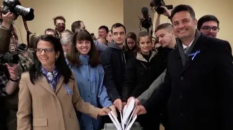 Wybory na Węgrzech. Wstępne wyniki sondażowe: ponownie wygrała partia Viktora Orbana