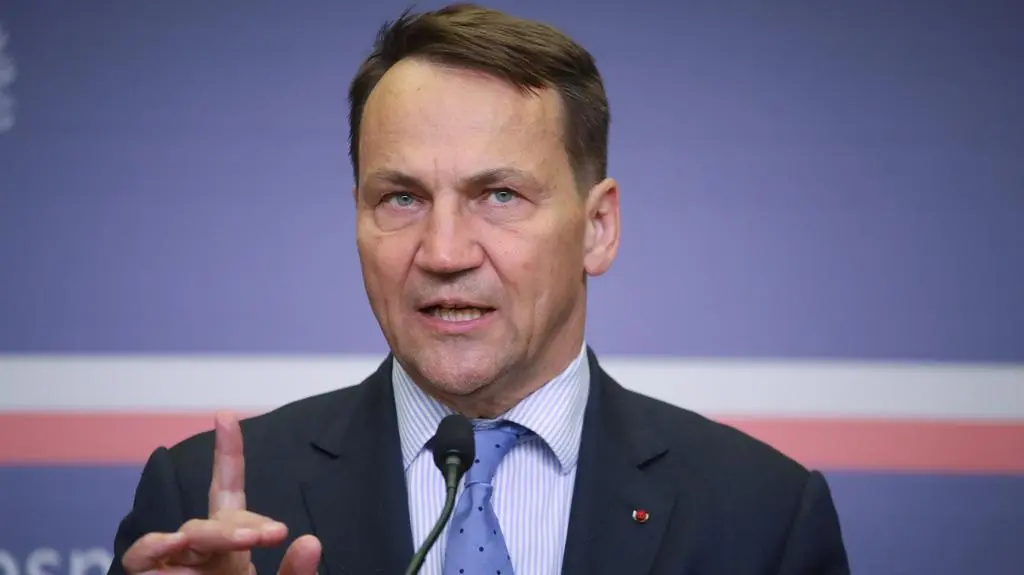 Szef MSZ Radosław Sikorski