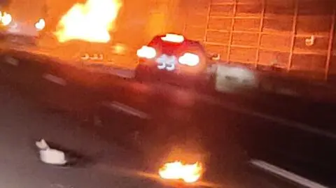 Mnożą się pytania w sprawie działań służb po wypadku na A1. Prokuratura szuka autorów nagrań