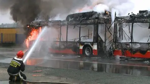 Częstochowa. Autobus napędzany gazem ziemnym stanął w płomieniach