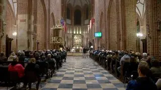 09.04 | Wielkanoc w Kościele katolickim. Biskupi w homiliach mówili o nadziei i potrzebie odnowienia