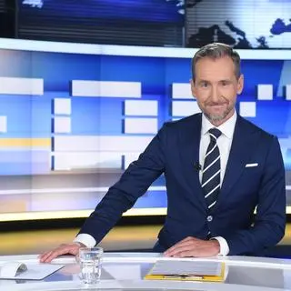 Prowadzi: Piotr Kraśko