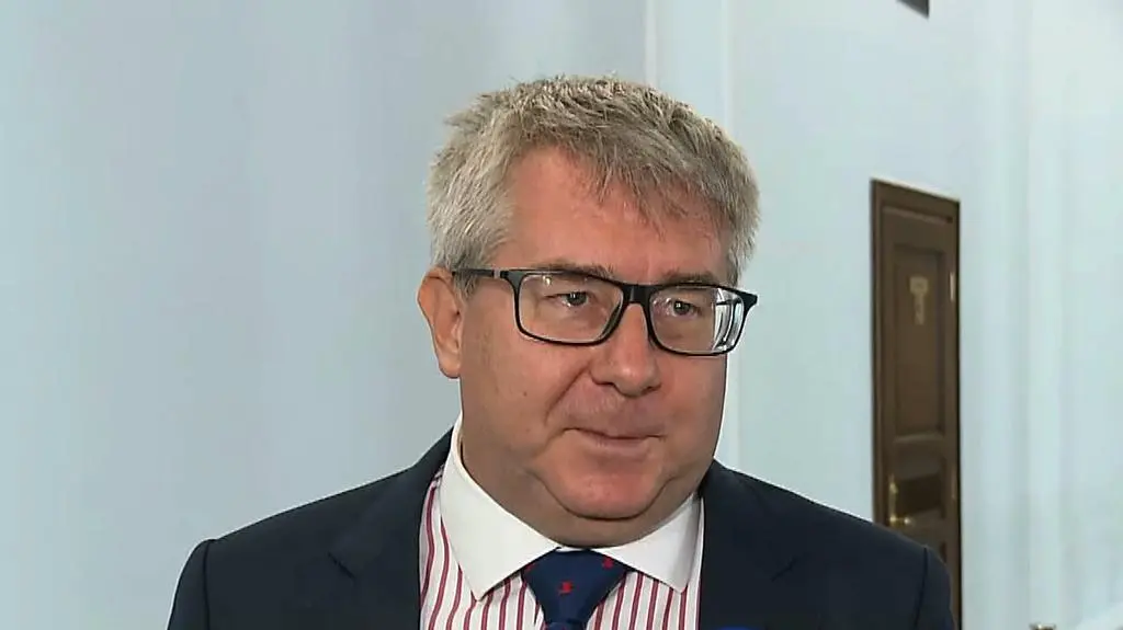 Ryszard Czarnecki przegrał w sądzie z Różą Thun