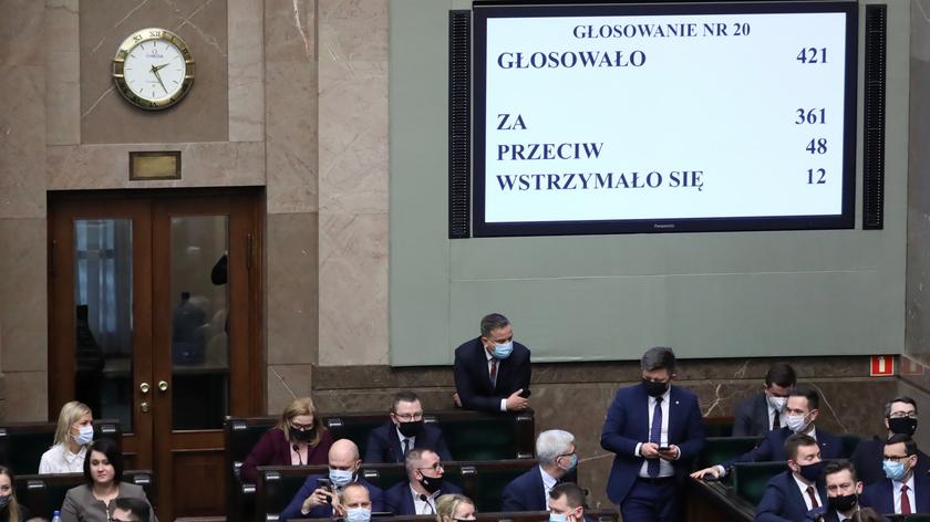 02.12.2021 | Sejm odrzucił obywatelski projekt całkowicie zakazujący aborcji
