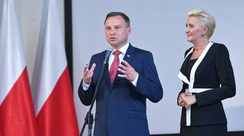 03.09.2018 | Prezydent przemawia, prezydentowa daje znaki. Polityka w kościele i w liceum