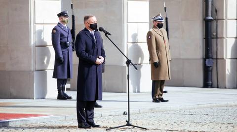 07.04.2021 | Prezydent w dniu medyka dziękuje i składa hołd. Jak pomaga na co dzień?