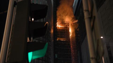 08.06.2019 | Warsaw Hub stanął w ogniu. Walka z pożarem zajęła strażakom całą noc