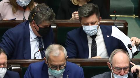 09.12.2021 | Pół roku od wybuchu afery mailowej. "Nikt nie czuje się odpowiedzialny"