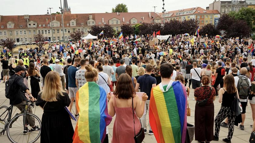 11.08.2020 | Demonstracje w całej Polsce. Młodzi wyszli na ulice w obronie tolerancji i praw mniejszości