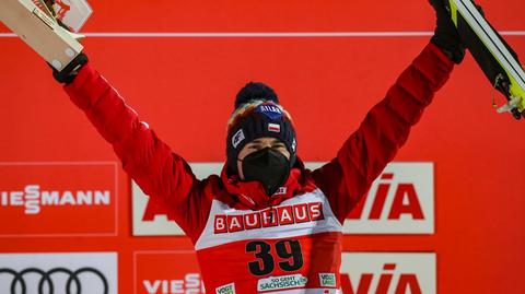 11.12.2021 | Pierwsze podium w sezonie. Kamil Stoch trzeci w Klingenthal