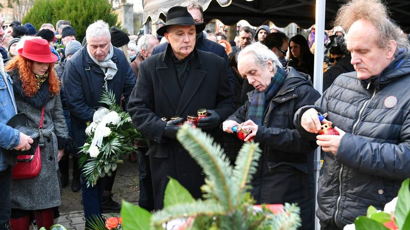 12.02.2020 | "Przyjacielu, żegnaj". Romuald Lipko pochowany na cmentarzu w Lublinie