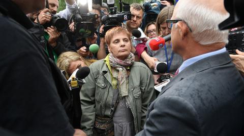 16.05.2018 | Janina Ochojska niewpuszczona do Sejmu. "Walczcie do końca, nie odpuszczajcie"
