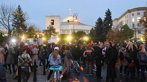 16.10.2019 | "Edukacja seksualna, a nie parafialna". Protest przed Sejmem