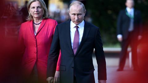 18.08.2018 | Putin na weselu szefowej austriackiego MSZ. Potem udał się do Niemiec
