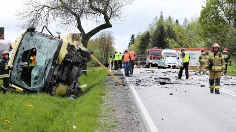 20.05.2019 | Wypadek na Zakopiance. W zderzeniu 4 pojazdów zginęła jedna osoba