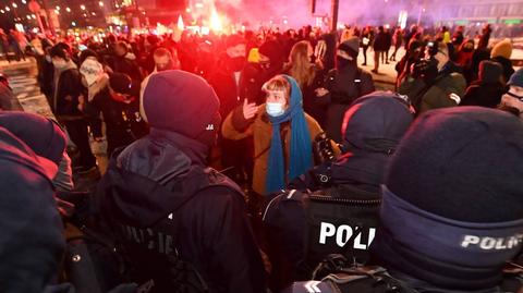 21.01.2021 | Strajk Kobiet w Warszawie. Policja chce ukarania prawie 200 osób