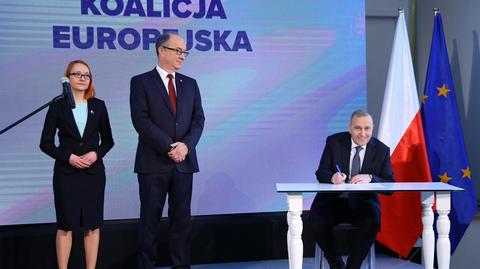24.02.2019 | Liderzy partii opozycyjnych podpisali deklarację. "Powstaje największa w historii Polski koalicja"
