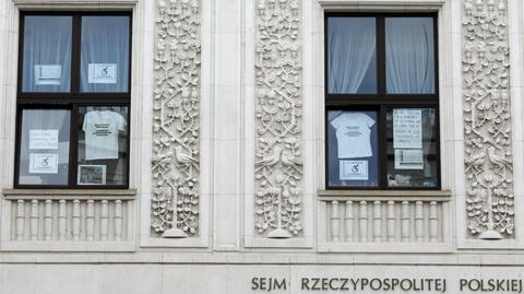 26.05.2018 | "Pogarda plus". Sejm labiryntem dla gości, więzieniem dla protestujących