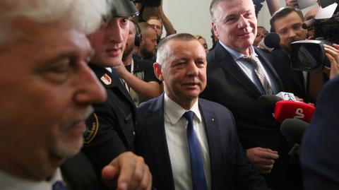 29.11.2019 | Był "kryształowy", dalej jest "pancerny". Tak PiS zmienił zdanie w sprawie Banasia