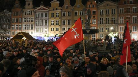 "Ból jest tak duży, że trzeba być razem". Ludzie w ciszy wyszli na ulice