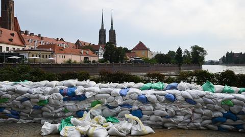 Stan alarmowy na Odrze we Wrocławiu przekroczony o niemal dwa metry. Mieszkańcy nie zawiedli