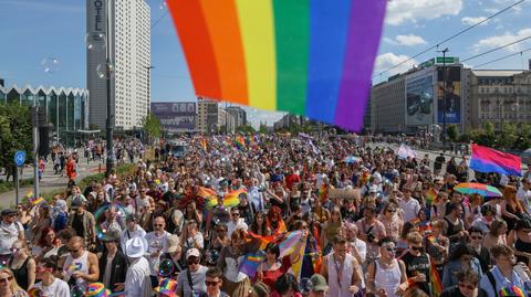 Lewica niecierpliwi się w sprawie projektu o związkach partnerskich. "To jest taki moment, że trzeba podjąć decyzję"
