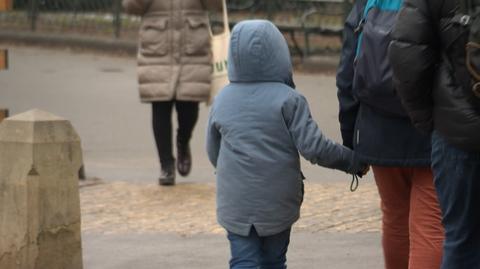 Ponad 350 tysięcy rodziców nie płaci alimentów na własne dzieci. Wielu nie robi tego złośliwie, chociaż ich stać